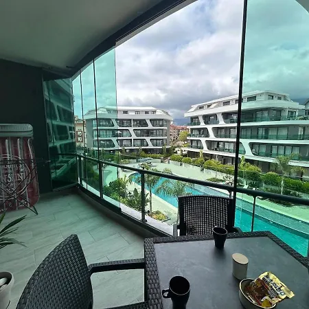 Luxury 5-stars Apartment *