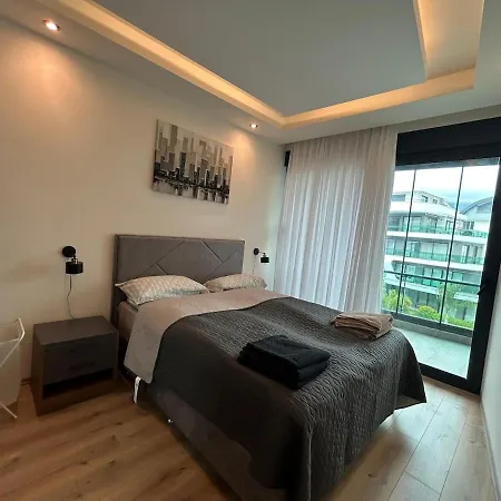 Luxury 5-stars Apartment